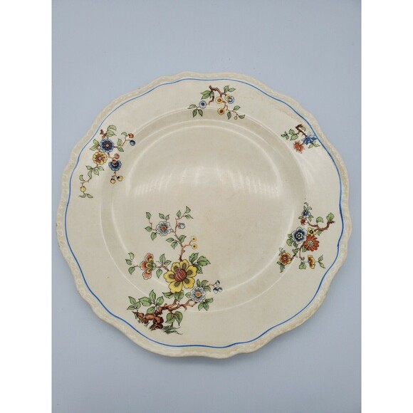 Vintage Steubenville Ivory Scalloped & Beaded 9" Plate Floral Pattern BEAUTIFUL - Picture 4 of 12